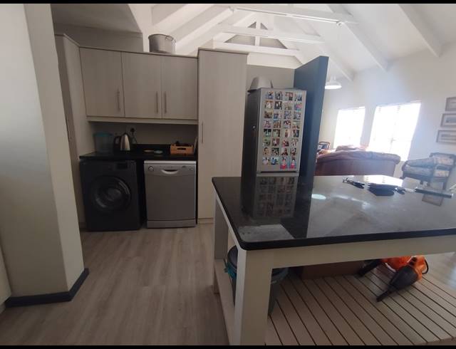 3 BEDROOM HOUSE FOR SALE IN BAYVIEW